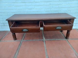 MUEBLE /MESA TV DE MADERA MACIZA