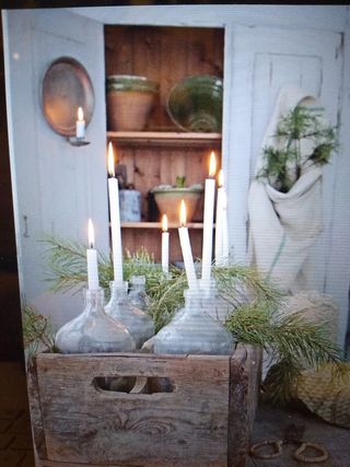 ANTIGUA CAJA FRANCESA DE LEVADURA DE MADERA.