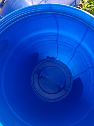 Barriles bidones depósitos