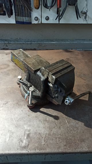 Tornillo de banco
