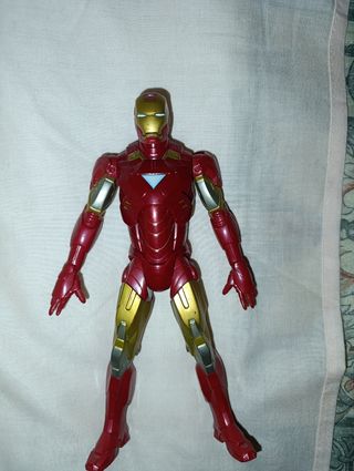 Figura Marvel Iron Man Mark VI/ 6 UCM 6"