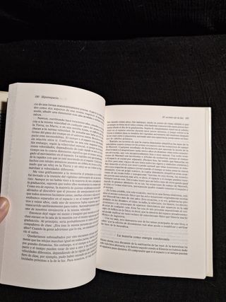 Michio Kaku. Hiperespacio