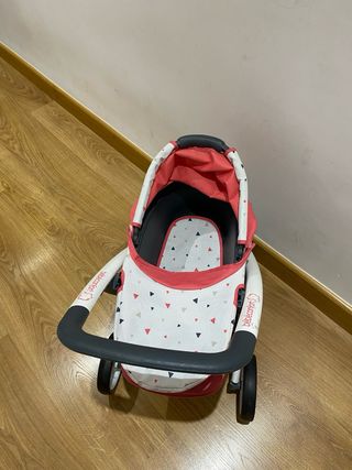 Cochecito muñecas Bebé confort de SMOBY