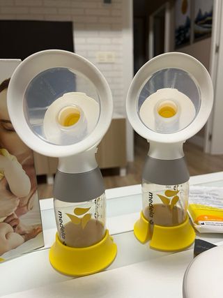 Sacaleches y kit para guardar leche