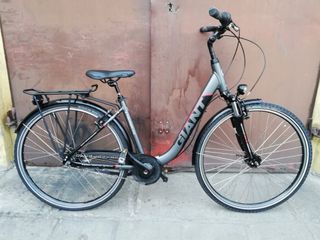 Bicicleta híbrida GIANT Tourer CS2