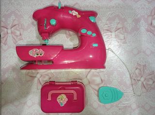Macchina da cucire giocattolo Barbie