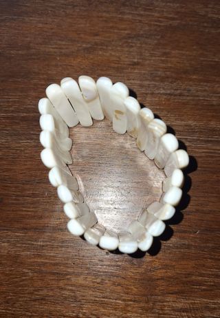 Braccialetto color perla