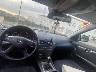 Mercedes-Benz Clase C 2007