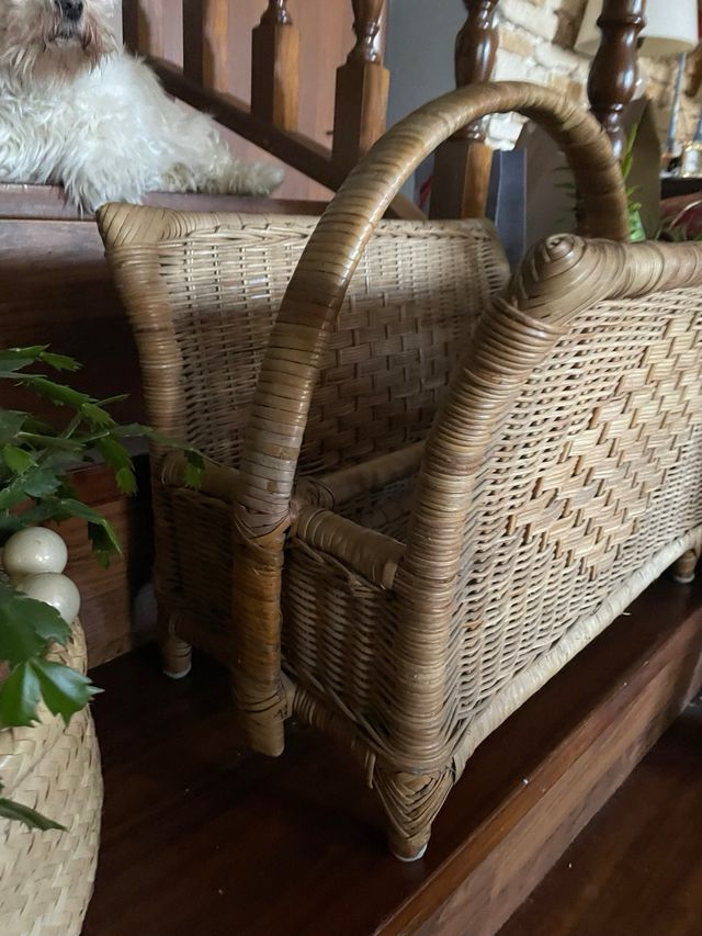 Porta riviste in rattan vintage