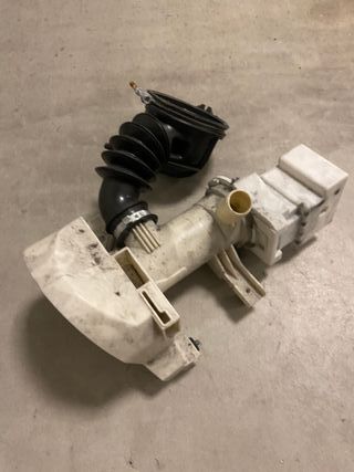 Bomba de descarga de lavadora AEG - Electrolux