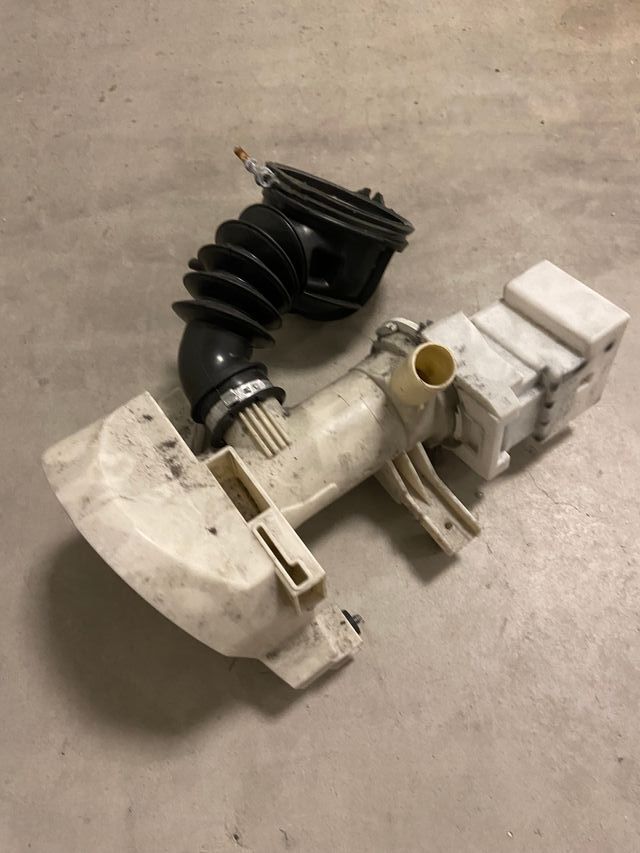 Bomba de descarga de lavadora AEG - Electrolux