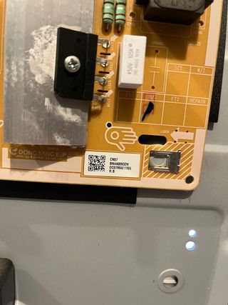 Despiece TV Samsung QLED 55” modelo QE55Q64RAT