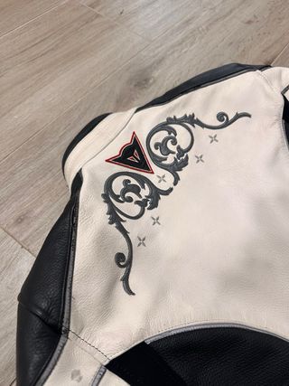 Mono moto mujer Dainese Yu Lady