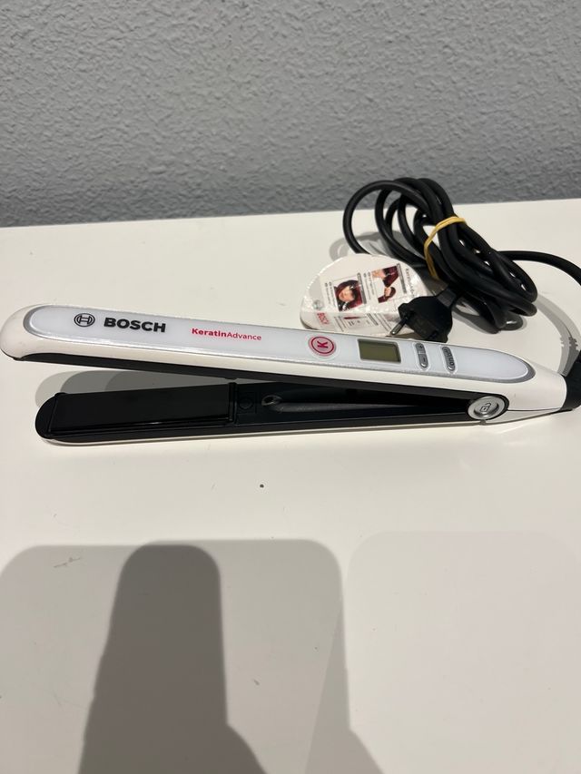 Piastra per capelli Bosch Keratin Advance