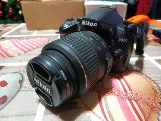 Camara Nikon D3000
