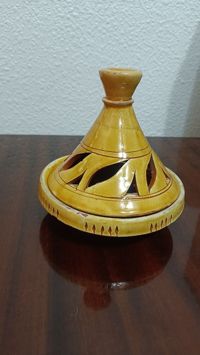 Quemador ceramica echo a mano de incienso o velas