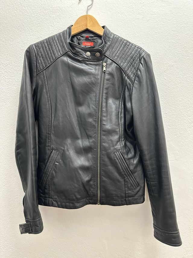 Cazadora chupa de cuero