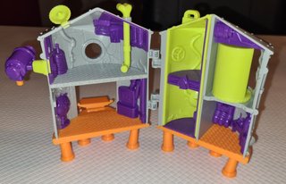 Comisaría + Laboratorio SuperZings
