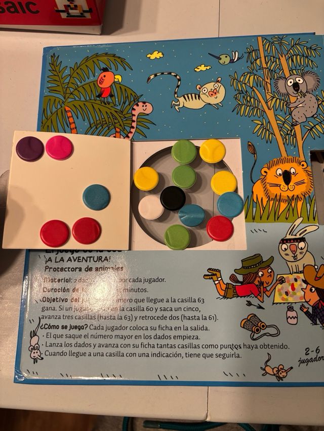 Juego de mesa formato libro