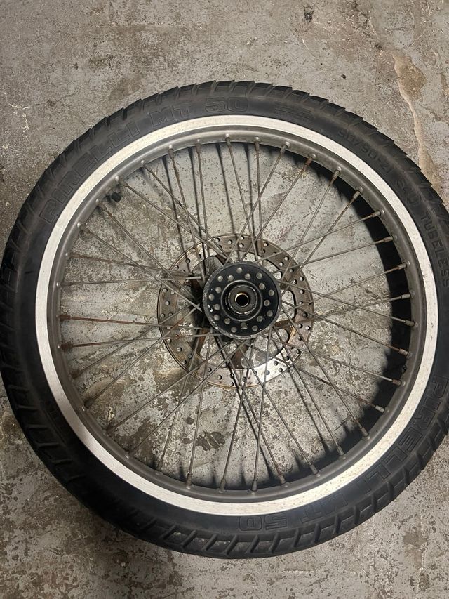 Llantas de moto 21 y 18