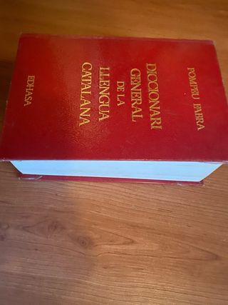Diccionario Català Pompeu Fabra.