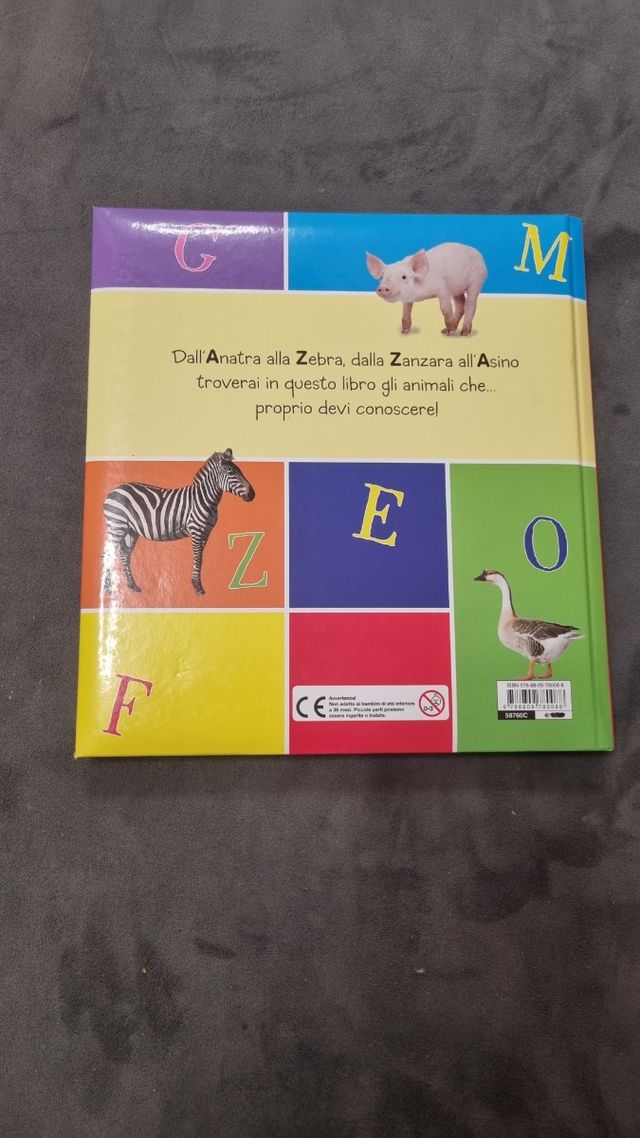 Il mio primo dizionario degli animali. Con adesivi