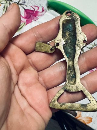 Apribottiglie in bronzo design vintage e tribale