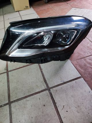Faro led izquierdo Mercedes Benz GLA