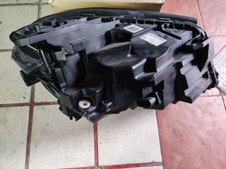 Faro led izquierdo Mercedes Benz GLA