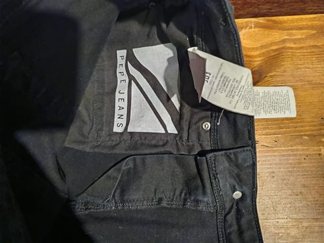 Pantalón pepe jeans negro excelente esta