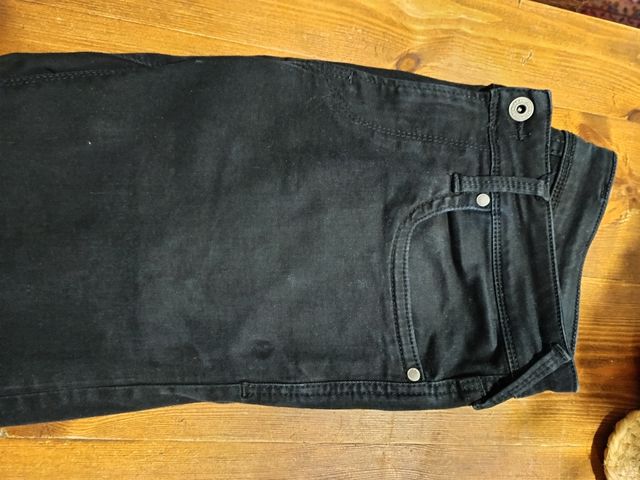 Pantalón pepe jeans negro excelente esta