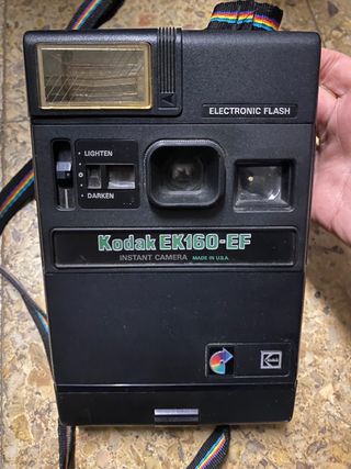 Cámara de fotos kodak ek160ef