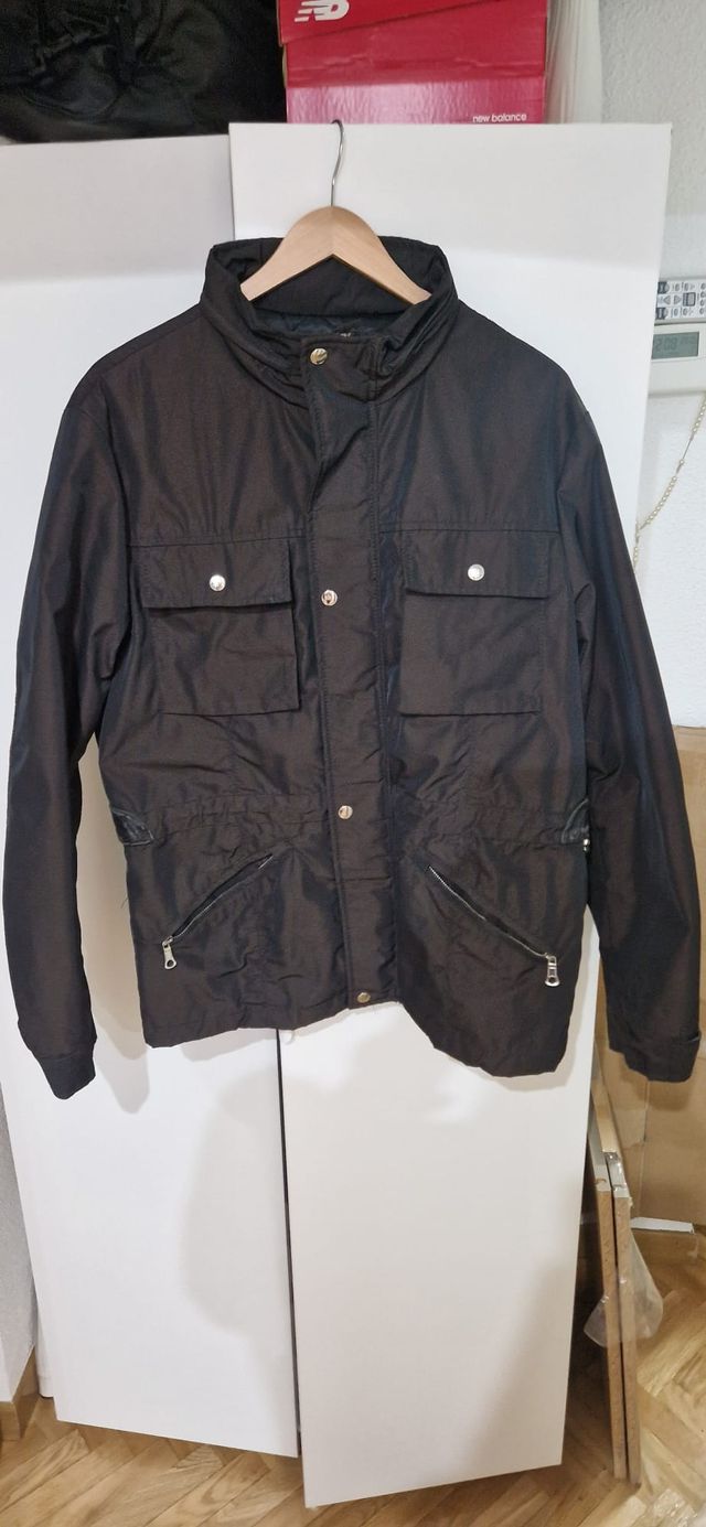 Chaqueta estilo Barbour hombre negra/marrón.