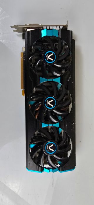 Tarjeta Gráfica AMD Radeon R9 200 Series Vapor-X
