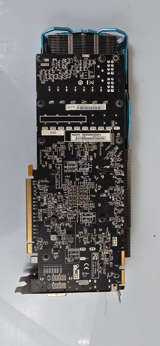 Tarjeta Gráfica AMD Radeon R9 200 Series Vapor-X