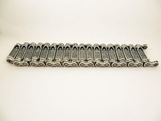 Pulsera de plata para la muñeca "Todos los Santos"