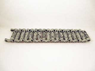 Pulsera de plata para la muñeca "Todos los Santos"