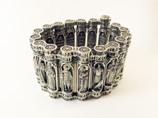 Pulsera de plata para la muñeca "Todos los Santos"