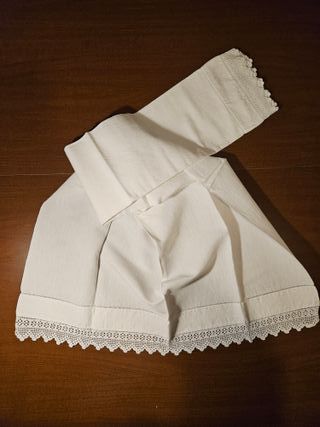 Set di due asciugamani con uncinetto