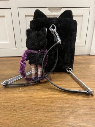 Muñeca Na na na Tusdey Meow