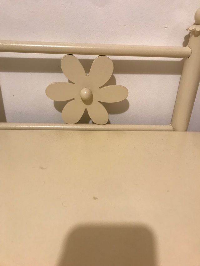 Mesilla de noche de forja🎀