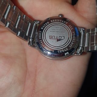 Reloj, Lotus