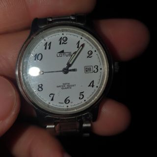 Reloj, Lotus