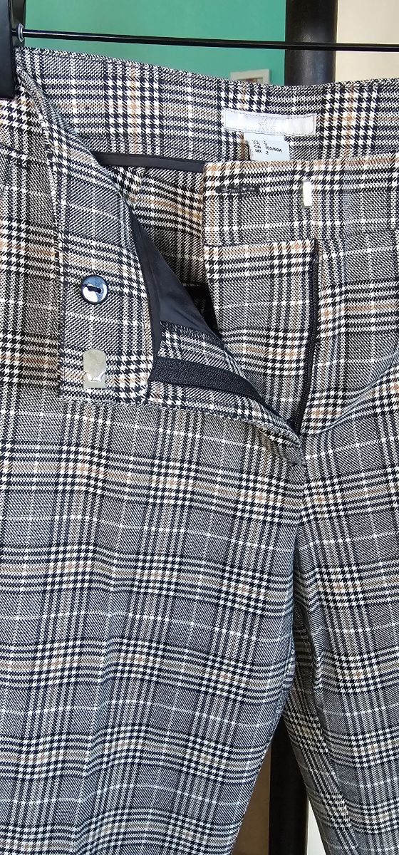 Pantalón capri cuadros H&M
