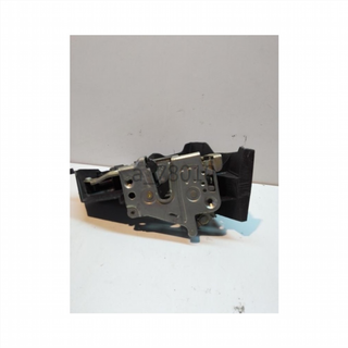 Cerradura puerta trasera derecha Mercedes  a_78010