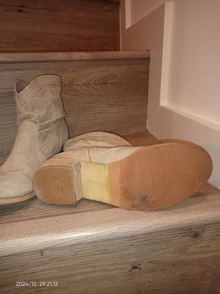 Botas beige 37 bajas