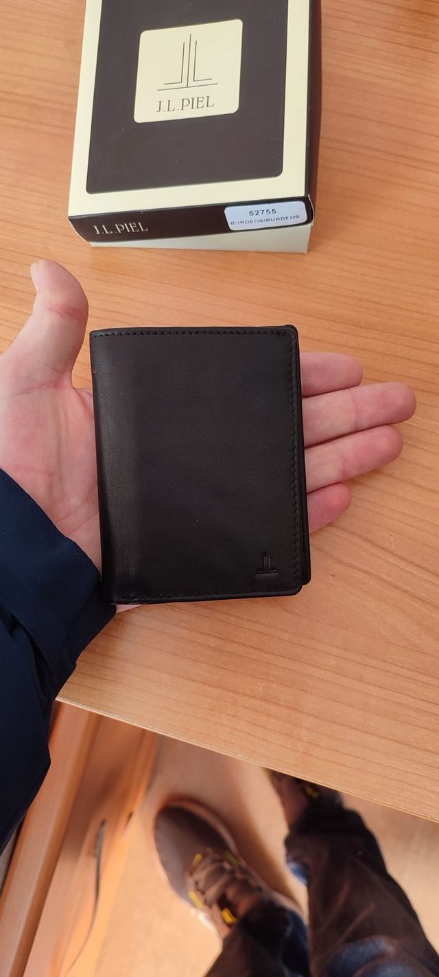 Portafoglio in pelle