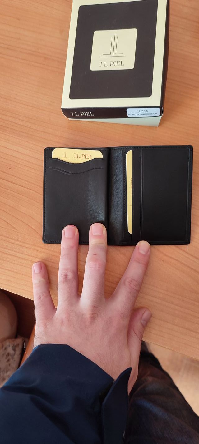 Portafoglio in pelle