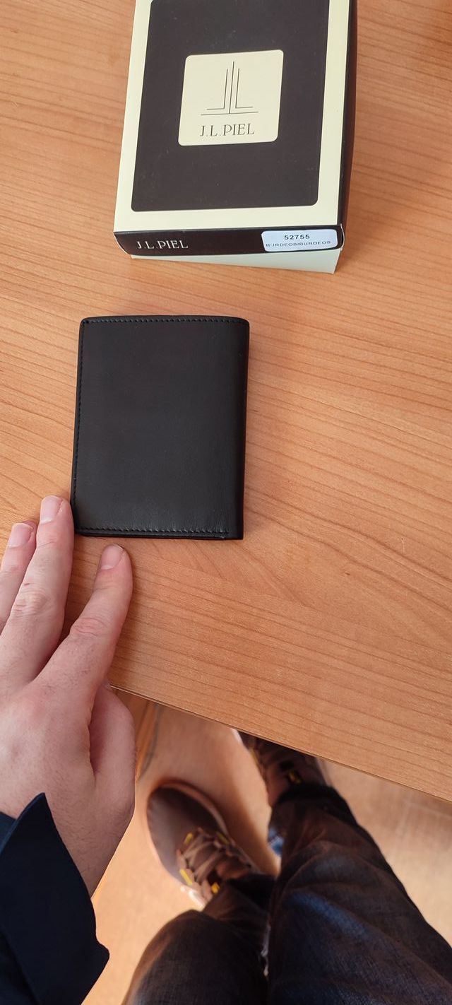 Portafoglio in pelle