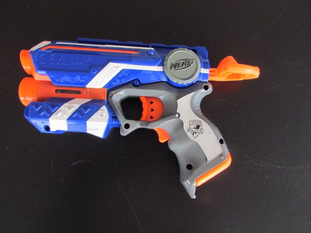 PISTOLA NERF-elite firestrike